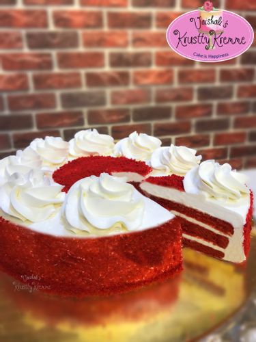 Red Velvet Cake baking frosting and decoration workshop